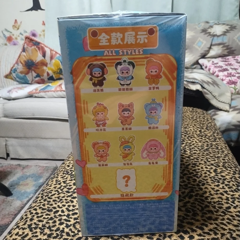 Pop Mart - Baby Three- 400% Joymia